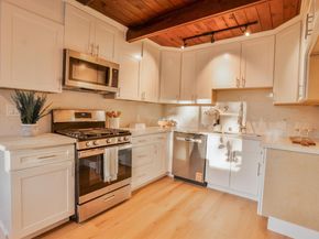 Undisclosed Address #325102411, San Pablo CA 94806