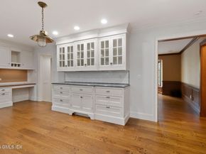 44 Indian Head Road, Riverside CT 06878