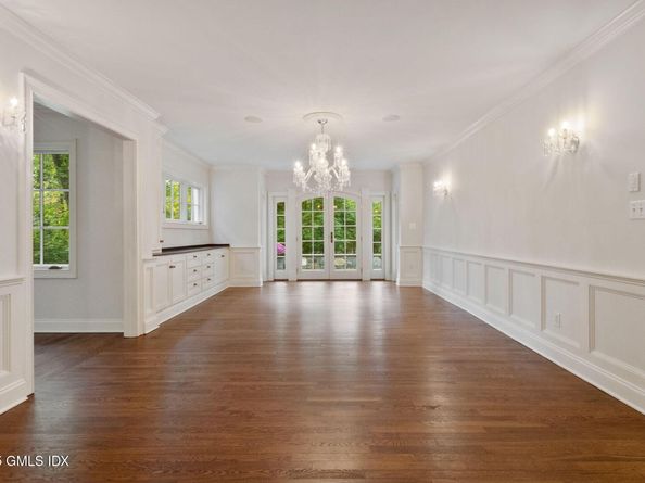 44 Indian Head Road, Riverside CT 06878