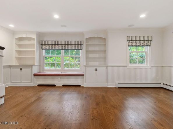 44 Indian Head Road, Riverside CT 06878
