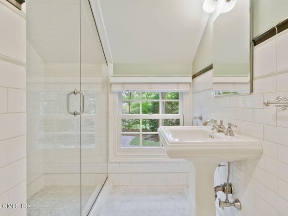44 Indian Head Road, Riverside CT 06878