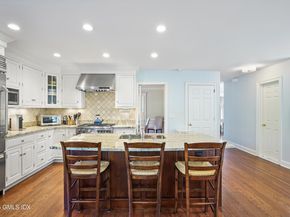 41 Winthrop Drive, Riverside CT 06878
