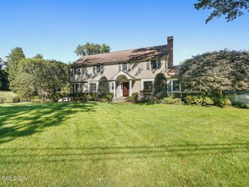 41 Winthrop Drive