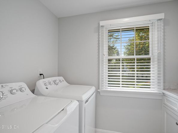 41 Winthrop Drive, Riverside CT 06878