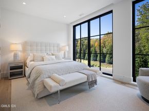 41 Richmondville Avenue Duplex 2, Westport CT 06880