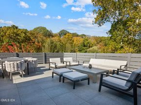 41 Richmondville Avenue Duplex 2, Westport CT 06880