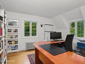 121 Round Hill Road, Greenwich CT 06831