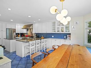 2 Midbrook Lane, Old Greenwich CT 06870