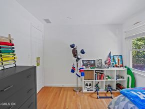 2 Midbrook Lane, Old Greenwich CT 06870