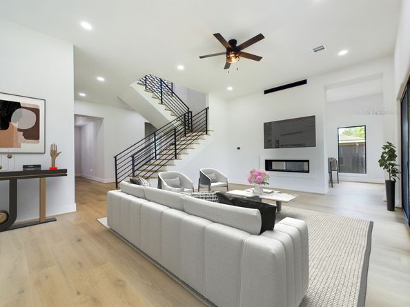 1815 Ebony Lane, Houston TX 77018