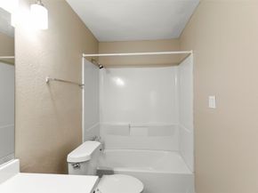 9501 Windswept Lane 9501, Houston TX 77063