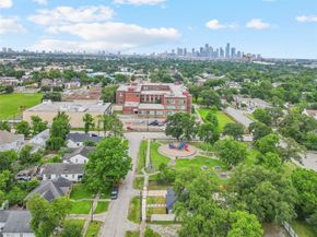 5115 Clay Street, Houston TX 77023