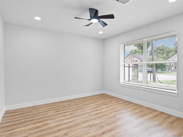 5115 Clay Street, Houston TX 77023