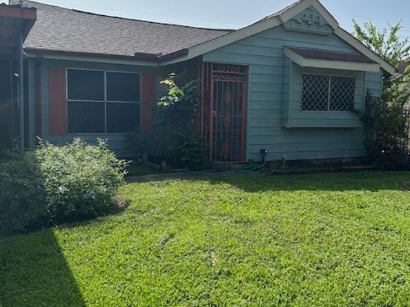 10206 Cheeves Drive, Houston TX 77016