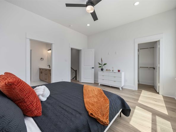 1937 Knoll Square Drive, Houston TX 77080