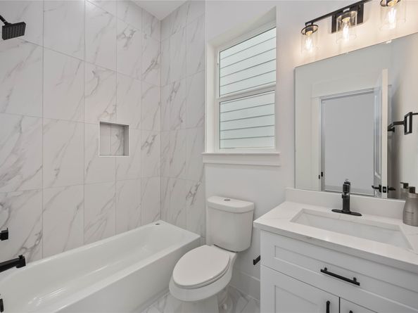 1937 Knoll Square Drive, Houston TX 77080