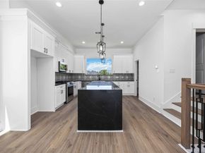 1937 Knoll Square Drive, Houston TX 77080