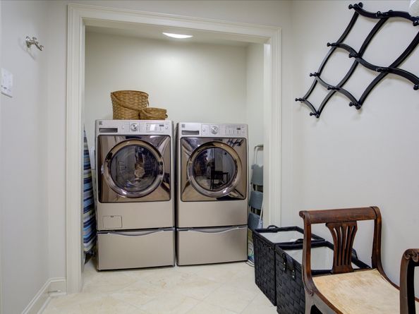 4053 Breakwood Drive, Houston TX 77025