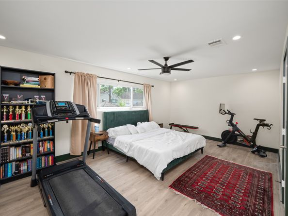 14919 Woodthorpe Lane, Houston TX 77079