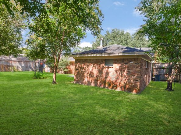 1539 Maux Drive, Houston TX 77043