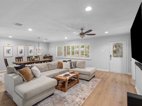 4845 Briarbend Drive, Houston TX 77035