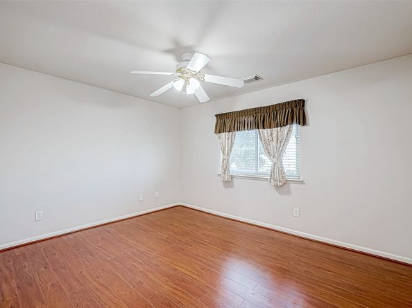 16922 Echo Harbor, Friendswood TX 77546