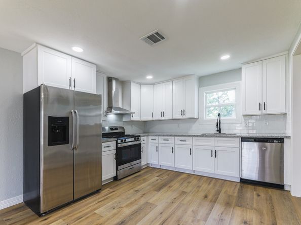 4814 Caplin St, Houston TX 77026
