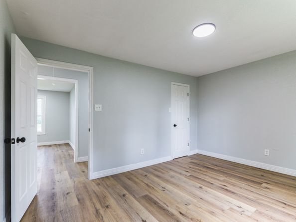 4814 Caplin St, Houston TX 77026