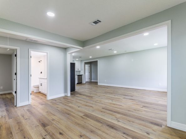 4814 Caplin St, Houston TX 77026