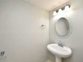 2626 Holly Hall Street 401, Houston TX 77054