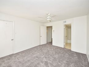 2626 Holly Hall Street 401, Houston TX 77054