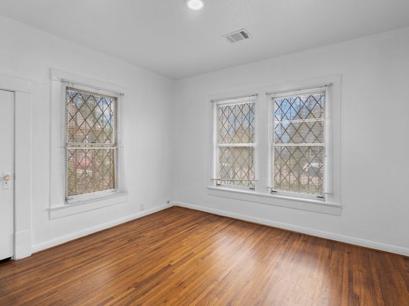 6633 Avenue T, Houston TX 77011