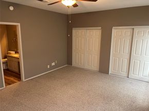 424 Wilcrest Drive 424, Houston TX 77042