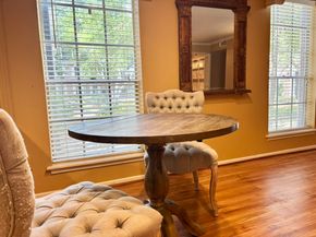 357 N Post Oak Lane 102, Houston TX 77024