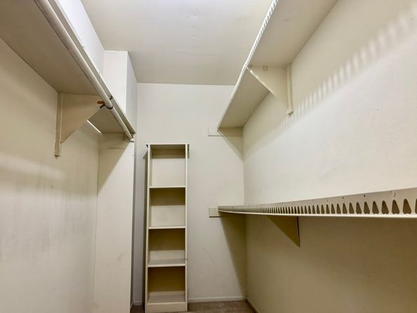 357 N Post Oak Lane 102, Houston TX 77024