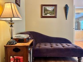 357 N Post Oak Lane 102, Houston TX 77024