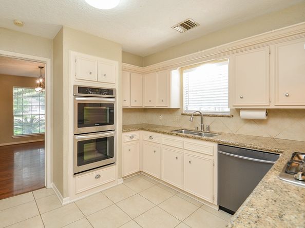 2554 Hodges Bend Circle Circle, Sugar Land TX 77479