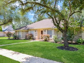 2554 Hodges Bend Circle Circle, Sugar Land TX 77479