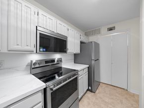 3500 Tangle Brush Drive 28, The Woodlands TX 77381