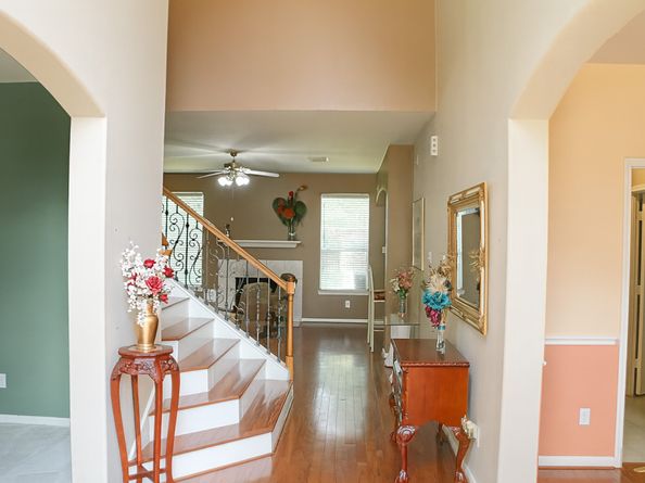 3306 Elmcrest Drive, Houston TX 77088
