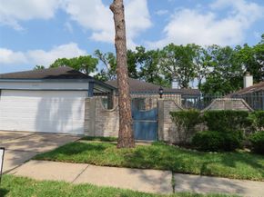11619 Bowlan Lane, Houston TX 77035