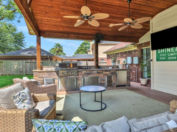 7807 Hickory Mill Court, Houston TX 77095