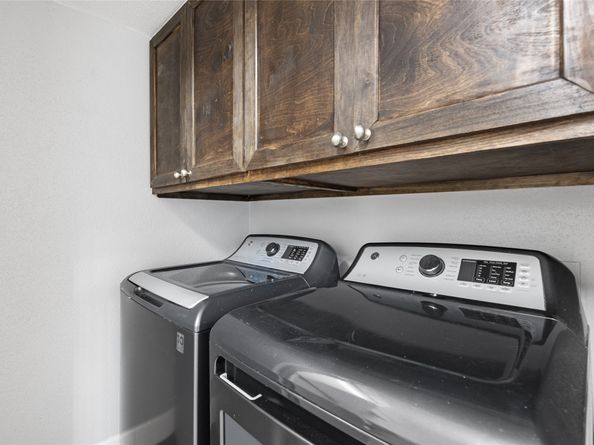 2100 Tanglewilde Street 378, Houston TX 77063