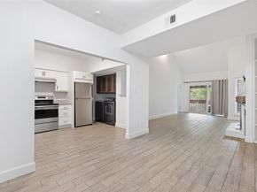 2100 Tanglewilde Street 378, Houston TX 77063