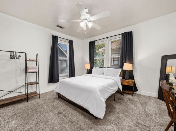 606 W Drew Street, Houston TX 77006