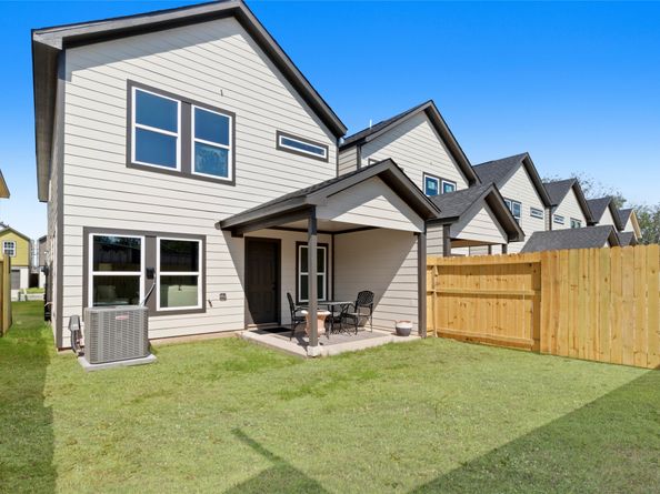 9932 Lanewell Street, Houston TX 77029