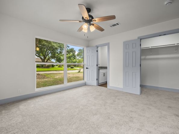 4903 Mayflower Street, Houston TX 77033