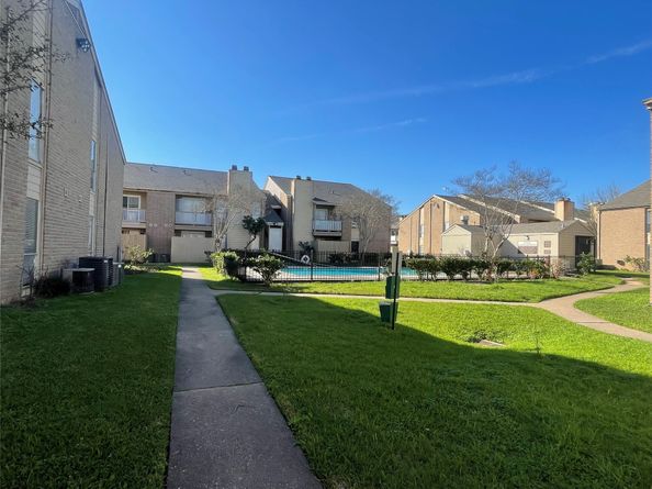 10211 Sugar Branch Drive 358, Houston TX 77036