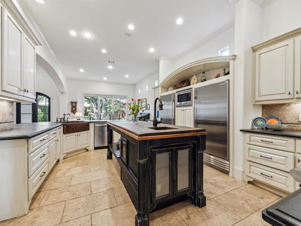 4506 Bryn Mawr Lane, Houston TX 77027
