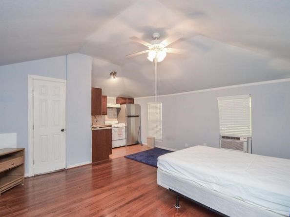 3211 Beauchamp Street, Houston TX 77009